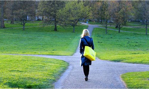 lady-walking-at-crossroads-640x360 lady-walking-at-crossroads-640x360
